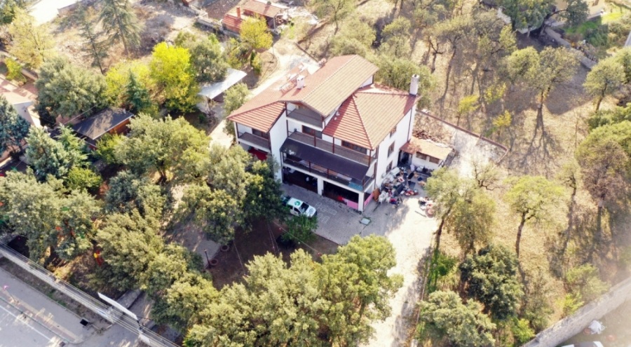 Bursa Orhaneli Belediye Başkanı evini kadın kooperatifine tahsis etti