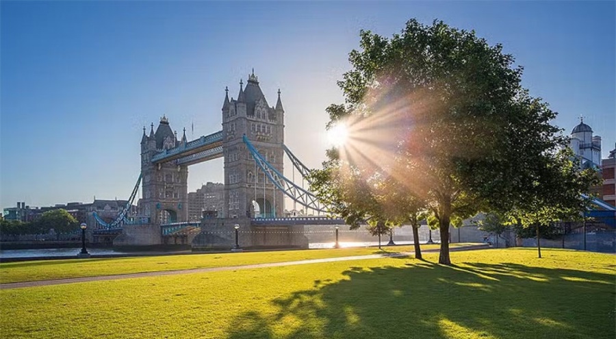 İngiltere'de sıcaklıklar 32,2 dereceye ulaştı