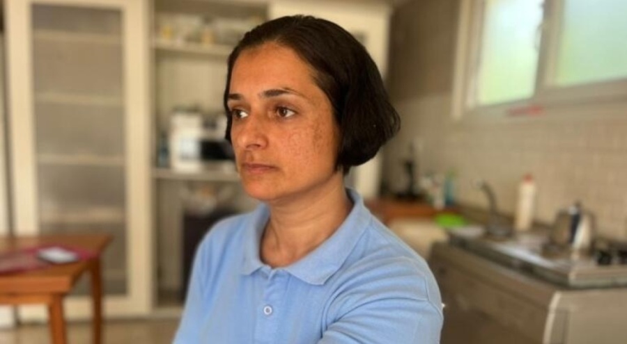 Yaşadığı şiddet yüzünden evinin önüne barikat kurdu!