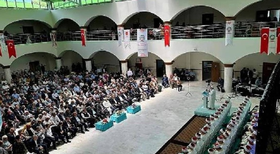 Kur'an kursu mezuniyet yemeğinde 188 kişi zehirlendi