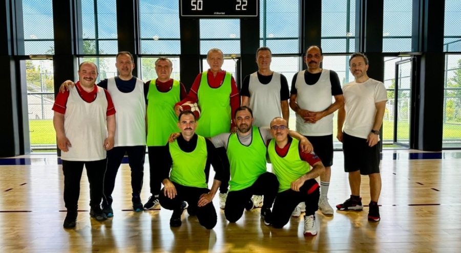 Erdoğan basketbol oynadı