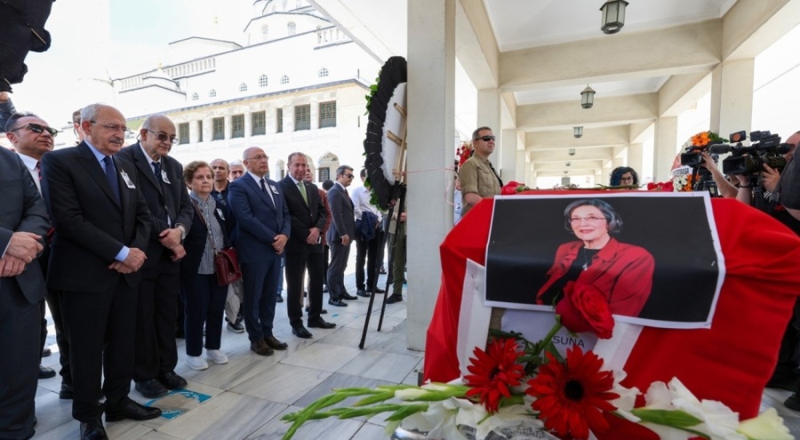 Suna Kan son yolculuğuna uğurlandı