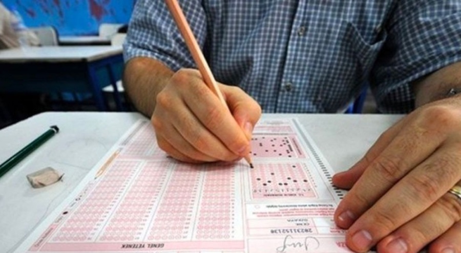 YKS'ye başvuran en genç aday 15, en yaşlı aday ise 89 yaşında
