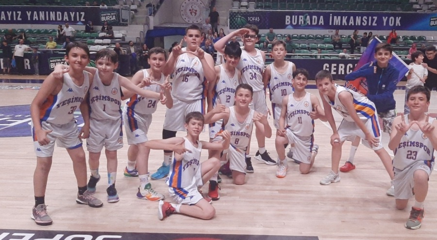 Yeşim Spor'dan ikinci şampiyonluk