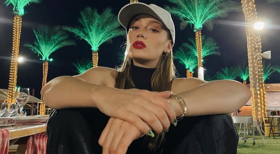 Gizem Karaca'nın lüks evi sosyal medyada çok konuşuldu