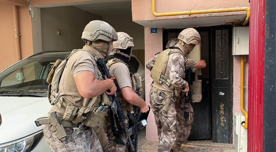 Mersin'de 28 FETÖ şüphelisi için alarm verildi