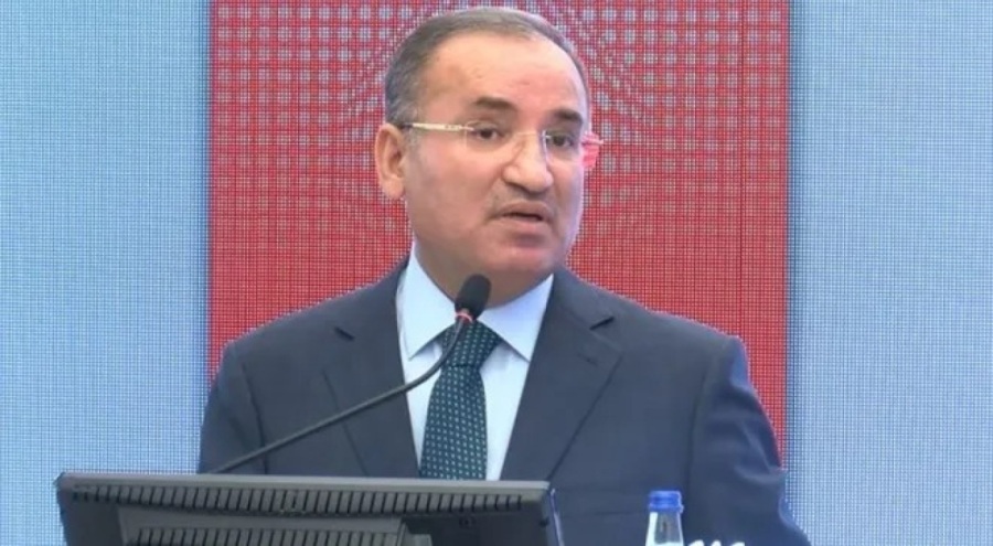 AK Parti'nin Meclis Başkanvekili Bekir Bozdağ oldu