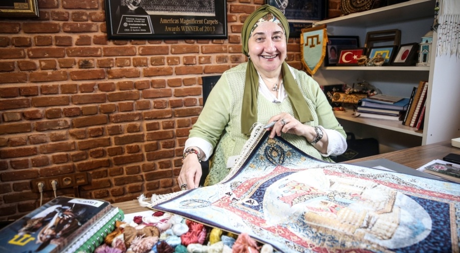 Ödüllü tasarımcının Bursa ipeğinden "Şehzade Mustafa" eseri 6 yılda tamamlandı