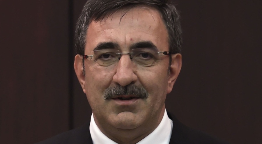 Azerbaycan Başbakanı Asadov'dan Cumhurbaşkanı Yardımcısı Yılmaz'a tebrik