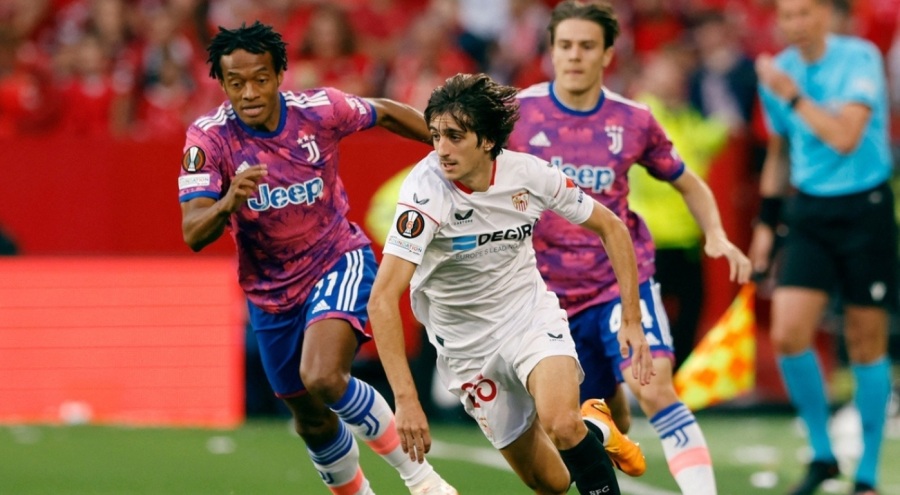 Fenerbahçe Juventus'lu yıldızın peşinde