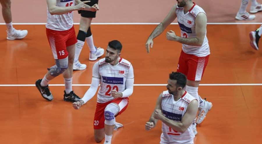 A Milli Erkek Voleybol Takımı Dörtlü Final'de