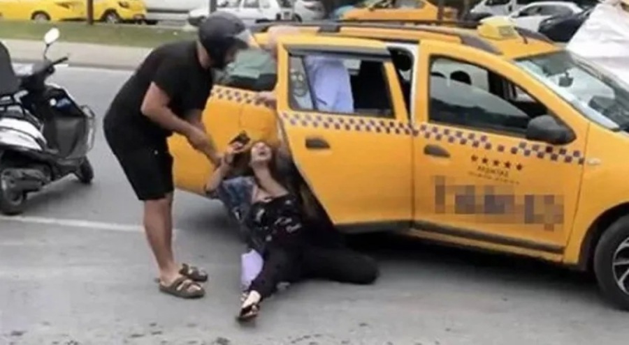 Beyoğlu'nda ilginç olay: Kendini yere atarak taksiciye tepki gösterdi