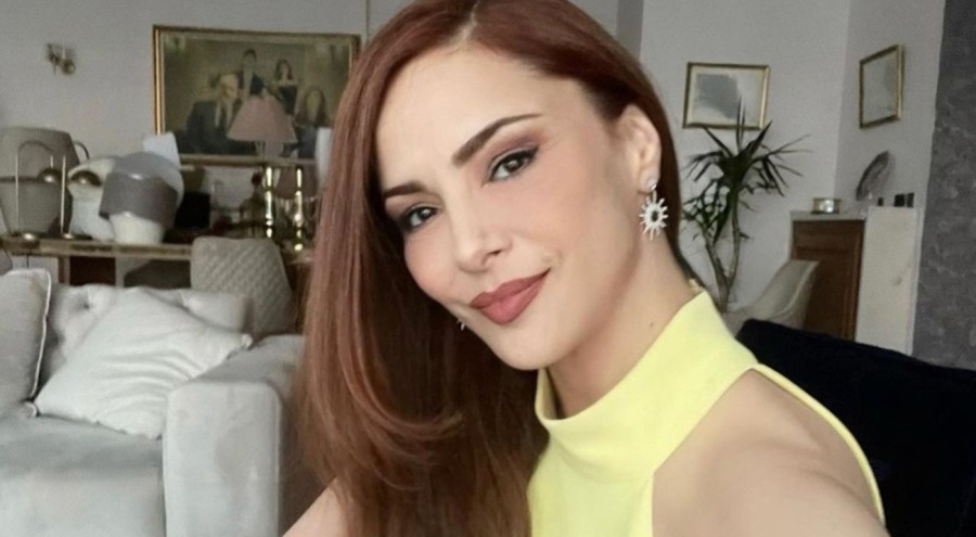 Mine Tugay'dan bikinili poz! Sosyal medya beğeni yağmuru!