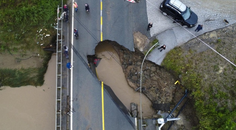 Sırbistan'da 42 şehir ve ilçede OHAL ilan edildi