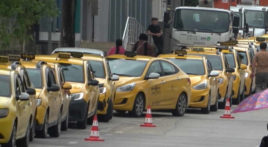 Bursa'da taksiciler küsuratlı taksimetreleri güncellemek istiyor