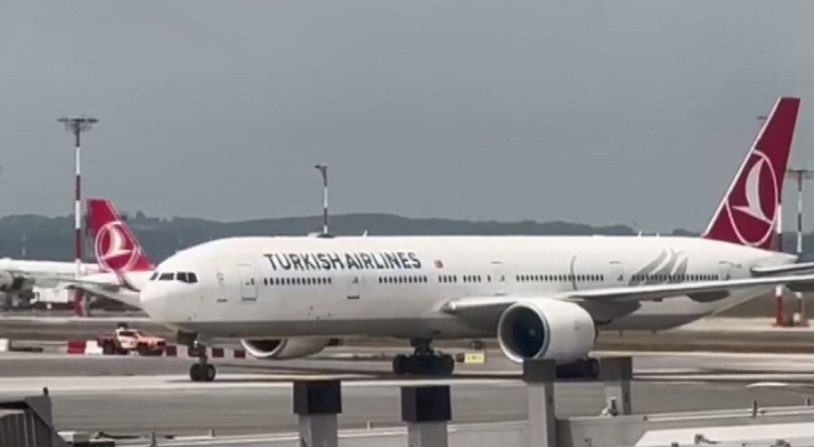 New York-İstanbul seferini yapan THY uçağında bir kişi hayatını kaybetti