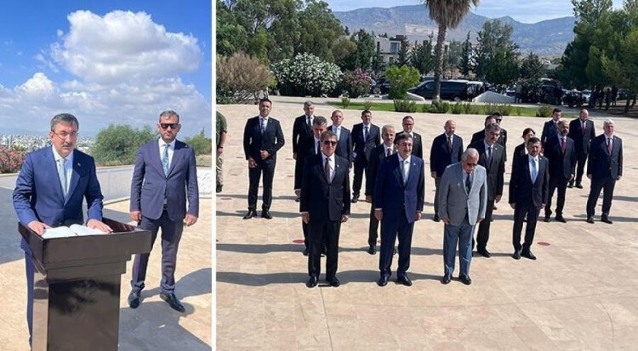 Cumhurbaşkanı Yardımcısı Yılmaz, Fazıl Küçük Anıtı'nı ziyaret etti