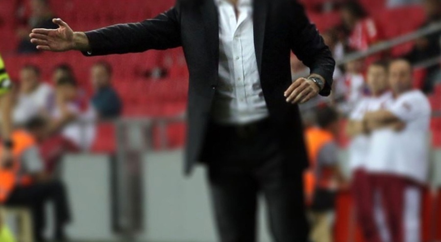 Fenerbahçe'den teknik direktör açıklaması geldi