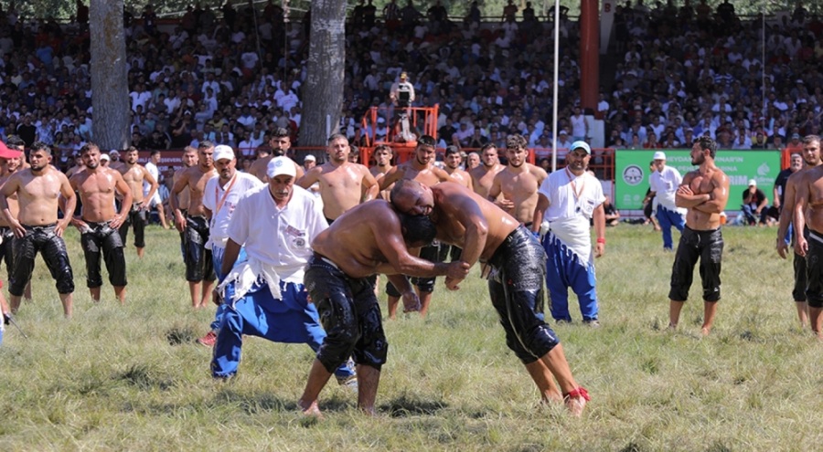 Kırkpınar'da başpehlivana 1 milyon lira ödül