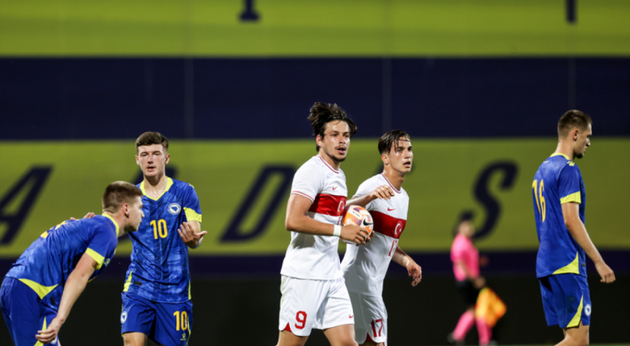 Ay yıldızlılar Bosna Hersek'i 4-1 yendi