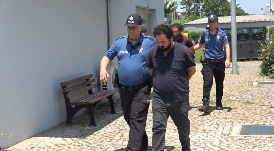 Avukat çifte bıçak ve taşla saldıran şüpheliler adliyeye sevk edildi