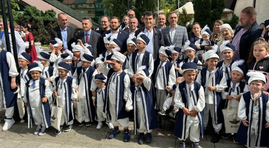 Osmangazi'den Karadağ'da sünnet şöleni