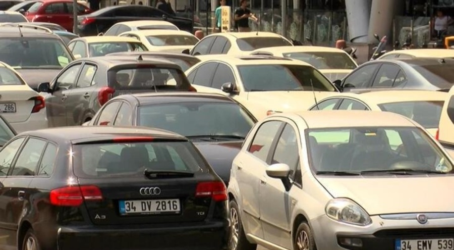 Uzmanlardan bayram öncesi dolandırıcılara karşı uyarı: Kiralık araçlara talep arttı!