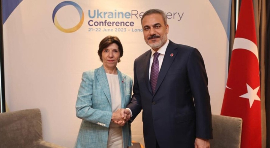 Bakan Fidan'dan Londra'da diplomatik görüşmeler