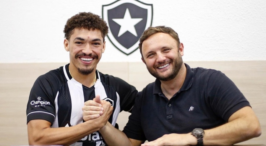 Beşiktaş'ın Adryelson için yaptığı 21 milyonluk teklif reddedildi