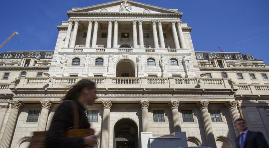 İngiltere Merkez Bankası beklentilerin üzerinde faiz artırımına gitti
