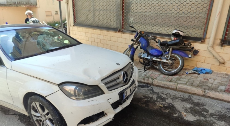 Bursa'da otomobilin çarptığı motosikletin sürücüsü ağır yaralandı