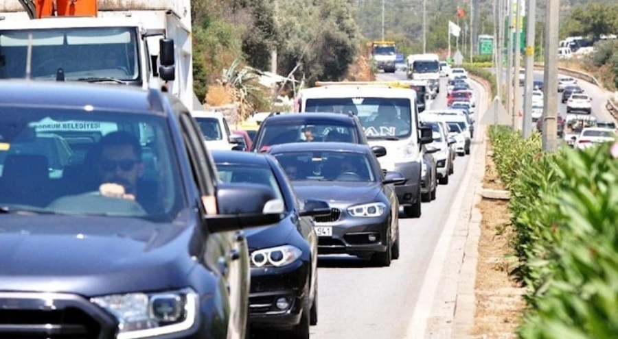 Bodrum'da adım atacak yer kalmadı: Vatandaşlar yüksek fiyatlardan şikayet etti!