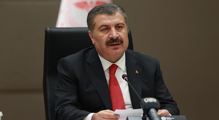 Bakan Koca'dan "yabancı uyruklu hastalıklar 'öncelikli hasta' muamelesi görüyor" iddialarına yanıt geldi