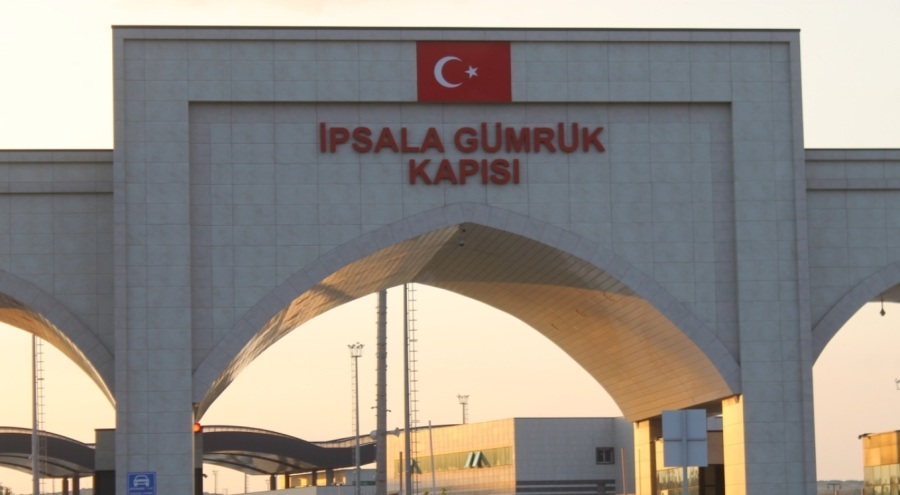 İpsala Sınır Kapısı'nda uzun kuyruk oluştu