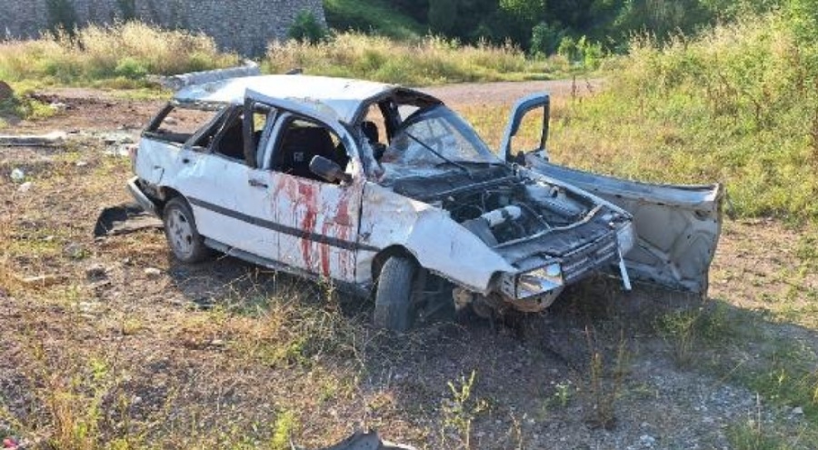 Kocaeli'de Bursa plakalı otomobil takla attı