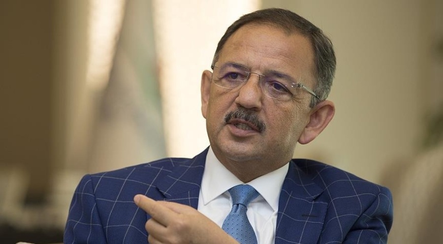 Bakan Özhaseki: Vatandaşlarımızın yuvalarına dönmeleri için dinlenmeden çalışıyoruz