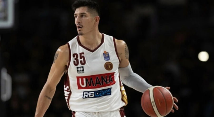 Derek Willis Anadolu Efes'in kadrosunda