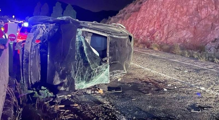 Aksaray'da kaza sonrası otomobilinden inen yaralı sürücüye, başka araba çarptı