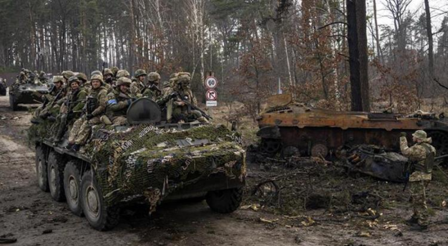 İngiltere: 17 bin Ukraynalı askere eğitim verildi