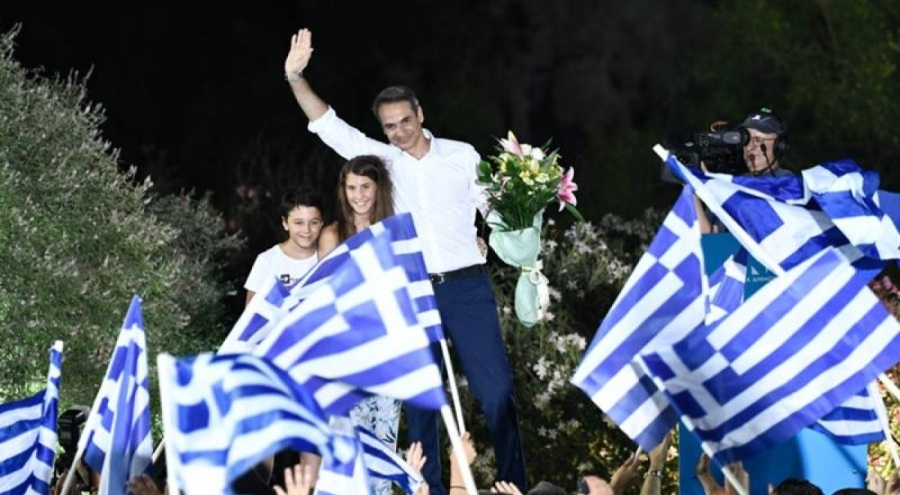 Miçotakis'in yeni kabinesi açıklandı