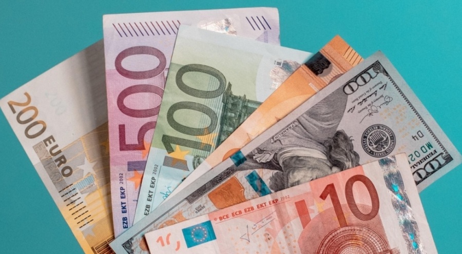 Bayram öncesi dolar 26, euro 28 lira!