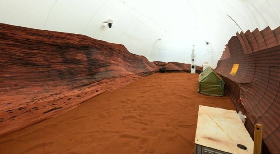 NASA, 4 kişiyi yapay Mars habitatına kapattı
