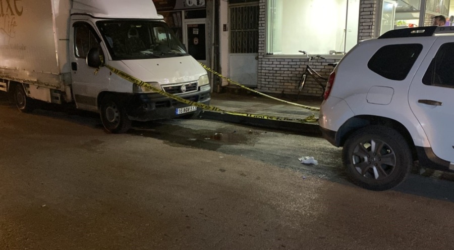 Bursa'da bıçaklı kavga: Ağır yaralı var!