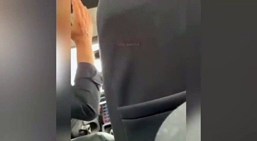 Taksiciyle yabancı uyruklu kadın müşterinin diyaloğu sosyal medyada gündem oldu