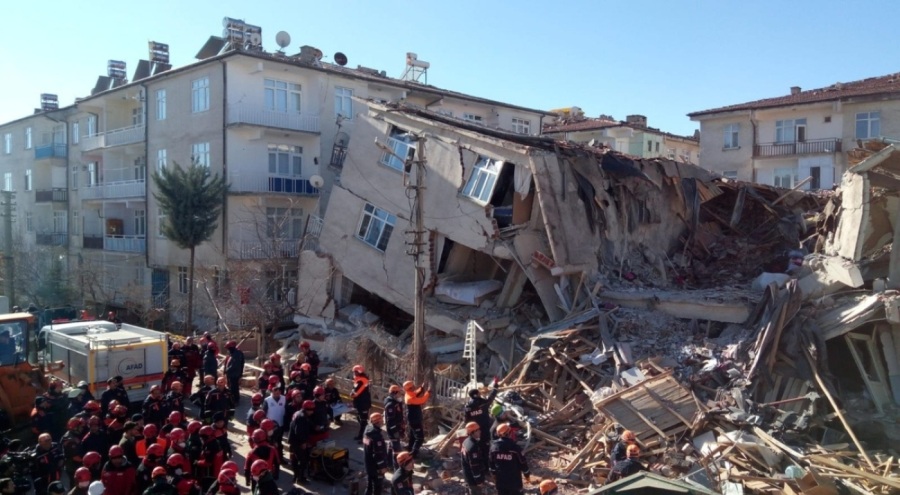 Deprem bölgesi için 1 milyar dolarlık finansman