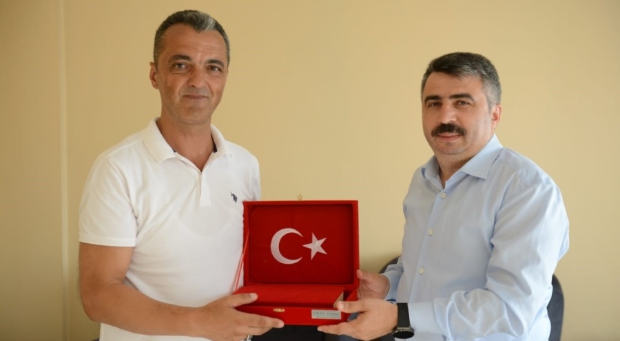 Başkan Yılmaz'dan şehir ailelerine bayram ziyareti