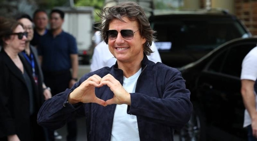 Tom Cruise'dan vizyona girecek üç filme destek