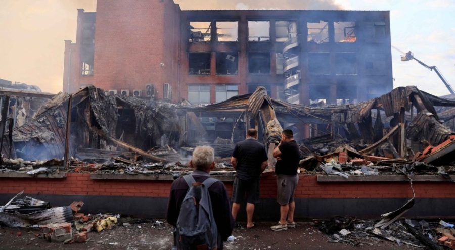 Fransa'da ortalık karıştı! Kamu binaları ve şehir ateşe verildi