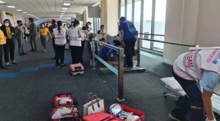 Tayland'da bacağı sıkışan kadın ampute edildi