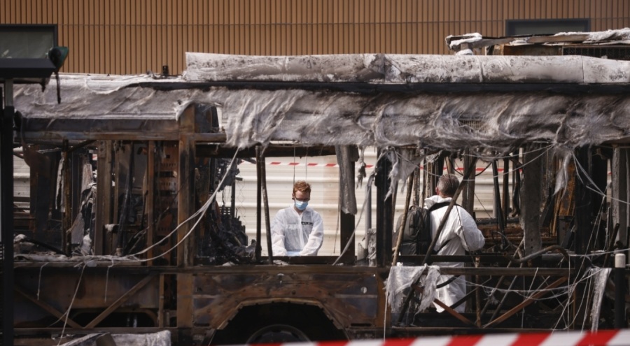 Fransa'daki protestolarda kan aktı